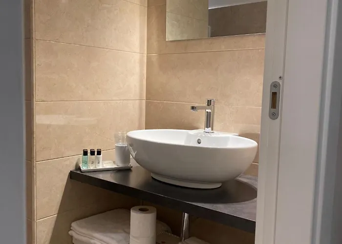 ベッド・アンド・ブレックファスト Midtown 4*